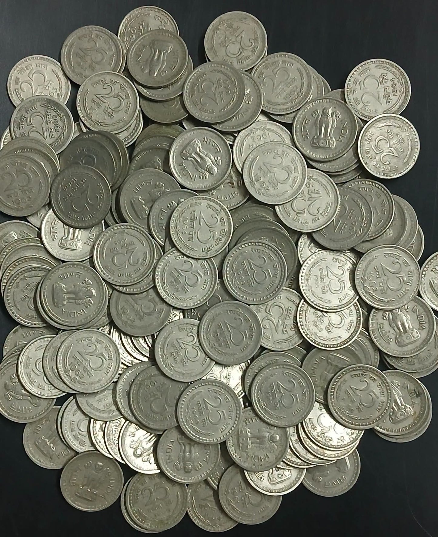 25 Paise - Nickel, Magnatic Coins. 100 coin mix year 1960,1970 - Collection Bazzar
