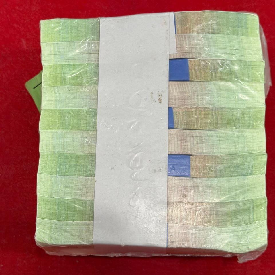 Rs 5 Note RIM Packet Serial 061001 Fresh Bundle Rare Gifting Item. Birthday rim 06 October - Collection Bazzar