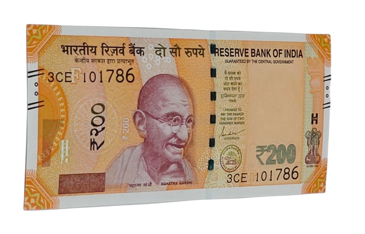Rare Rs 200 note with serial number 101786 ending 786 holy Bismillah number UNC condition signed by Shaktikanta Das.
