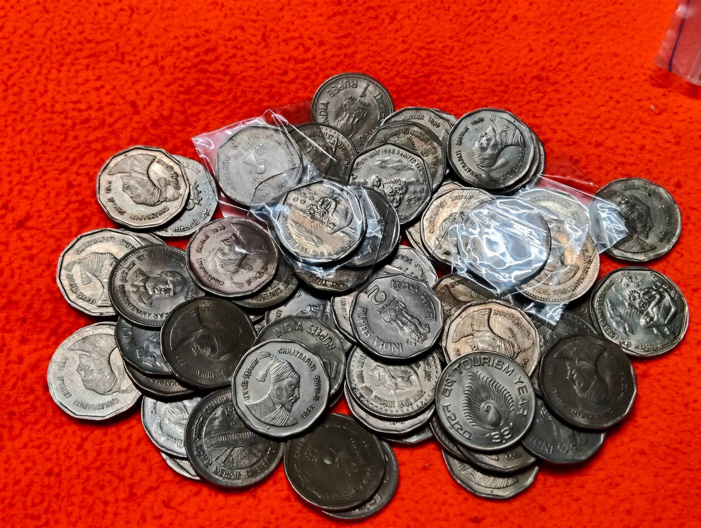 1-2 rupee cop-nickle commorativ coin lot 
Extra fine condition coin lot 
12 different commorativ veraity coin lot 
Mixed mint coin lot - Collection Bazzar