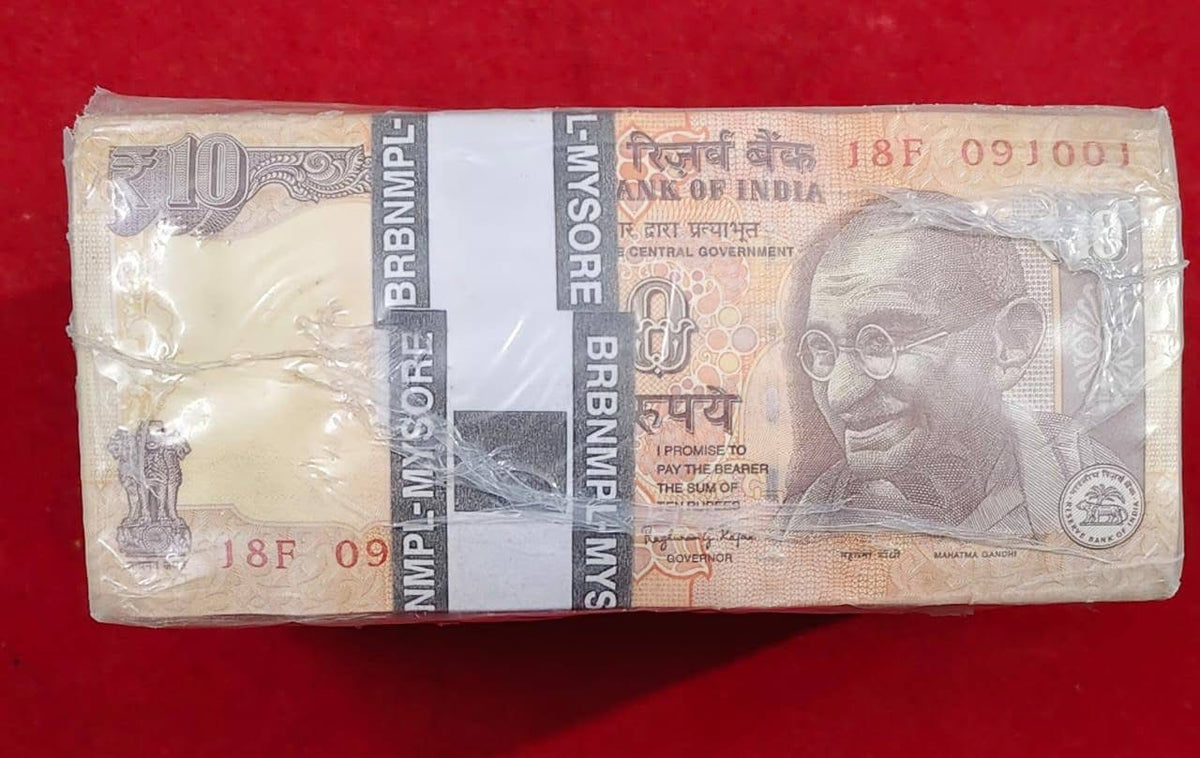10 RUPEES OLD RIM 
     SEAL PACK RIM 
WITH 3 BIRTHDAY BUNDEL
 RARE OLD DENOMINATION - Collection Bazzar