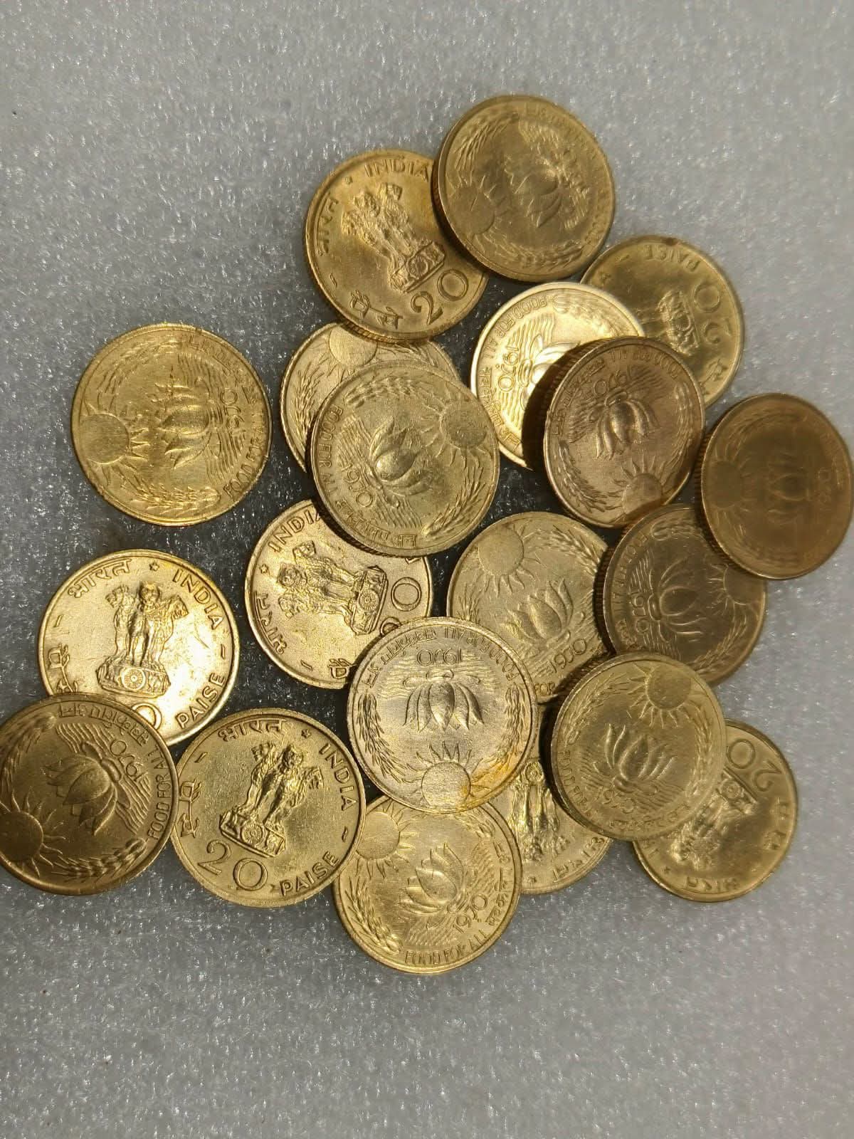 20 Paisa Sun & Lotus Year 1970 Top Condition qty 20 PCs extremely rare - Collection Bazzar