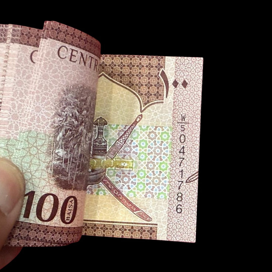 Rs 100 Serial Packet  Central Bank Of Oman Unc Condition
