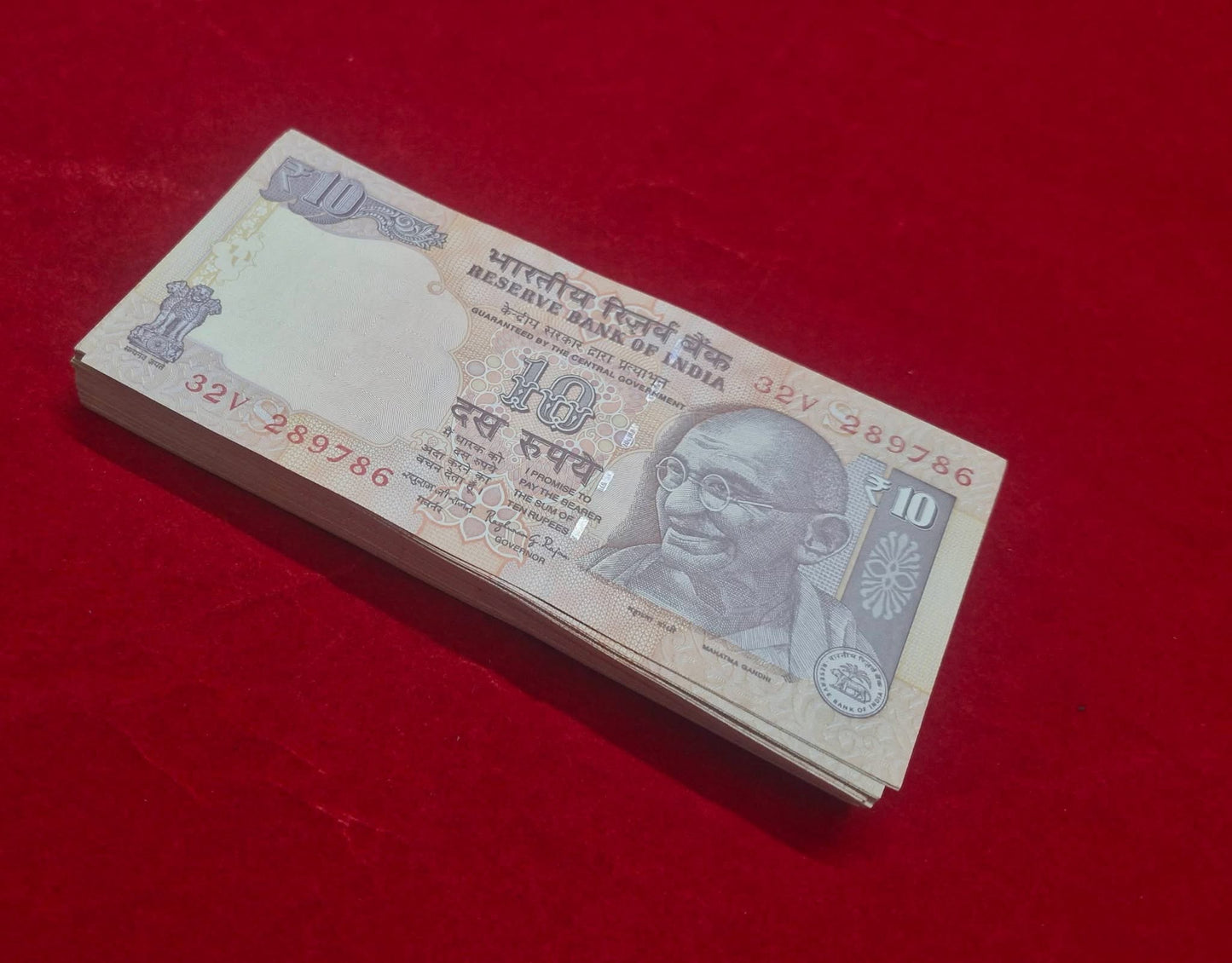 10 rs UNC NOTE 786 ENDING 100 notes

10 rs UNC NOTE 786 ENDING EXTREMELY RARe