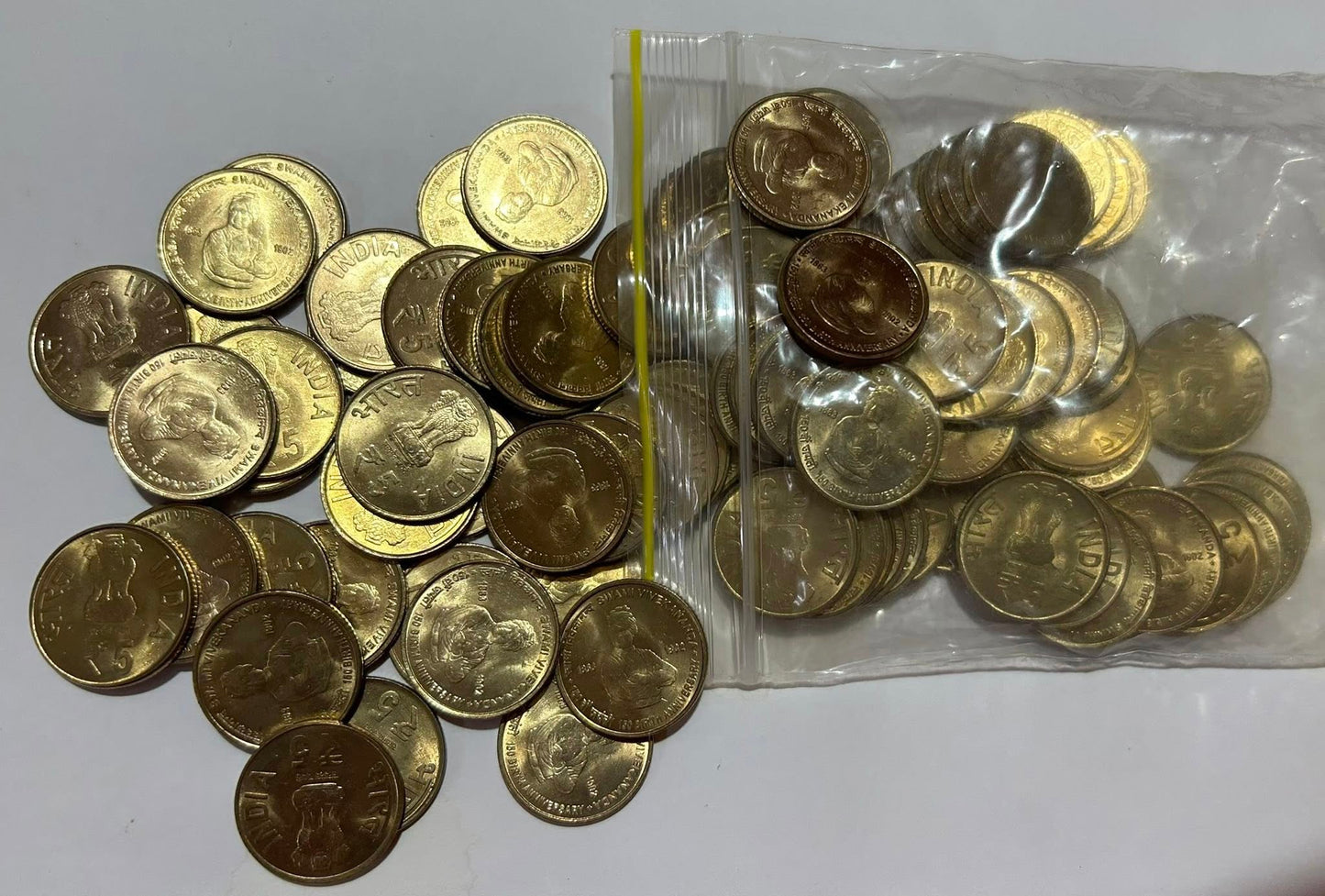 Rs 5 SWAMI VIVEKANANDA ( C ) MINT SCARCE  100PCS LOT ( GEM GRADE ) ISSUED