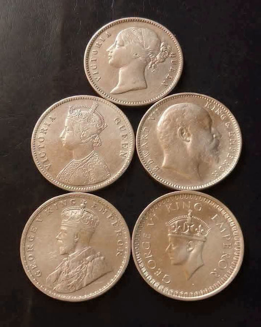 BRITISH  INDIA HISTORY
 ALL DIFFERENT PORTRAIT   
ONE RUPPEE  5 different
EAST INDIA COMPANY 1840, Victoria queen, 
EDWARD Vll
GEORGE V
George Vl - Collection Bazzar