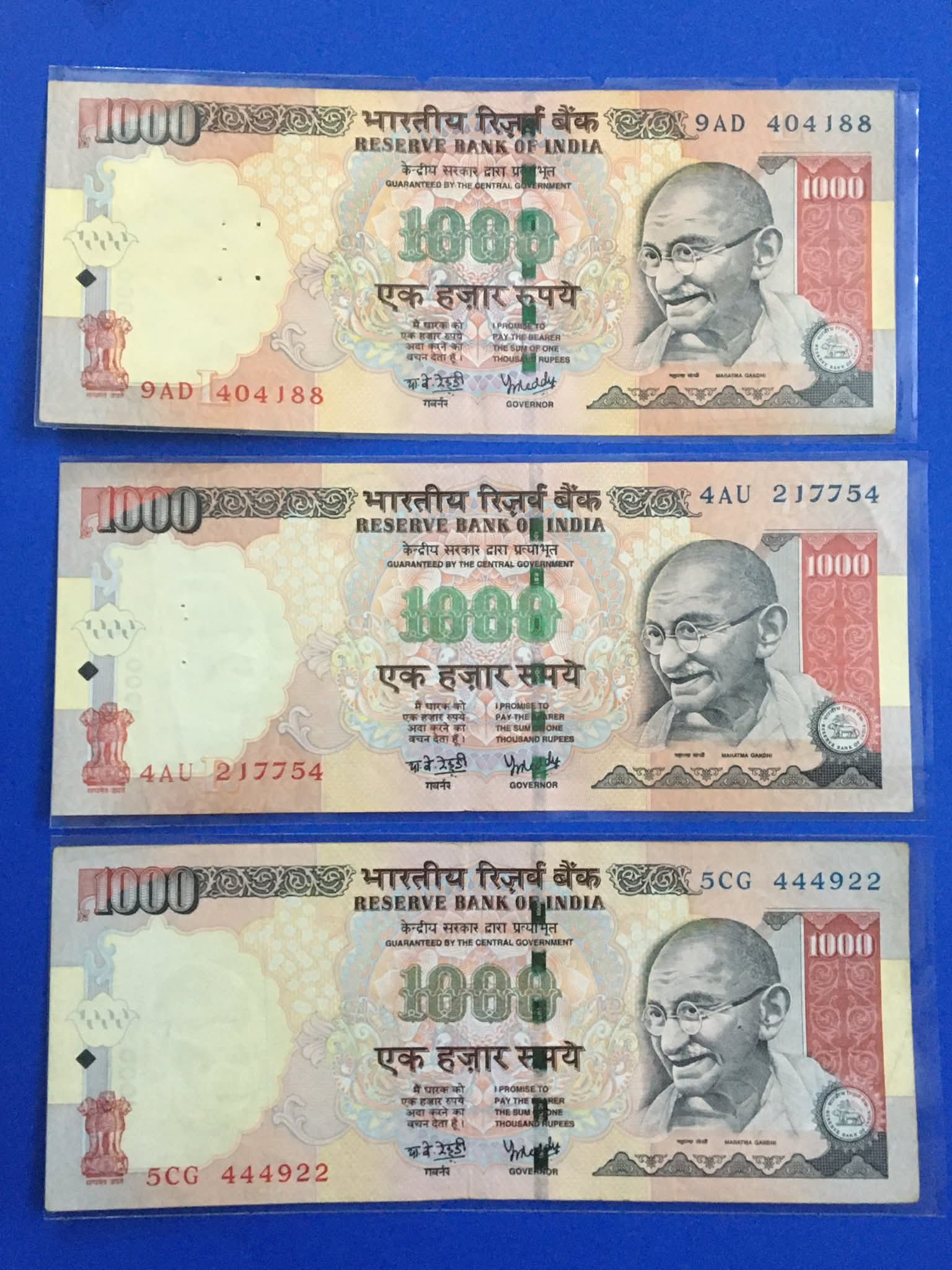 Rs1000
Thousand Rupees Signature Set Of 45 Notes.
Lather album extremely rare collection - Collection Bazzar