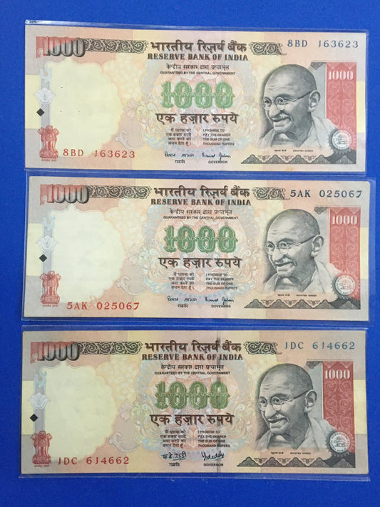 Rs1000
Thousand Rupees Signature Set Of 45 Notes.
Lather album extremely rare collection - Collection Bazzar