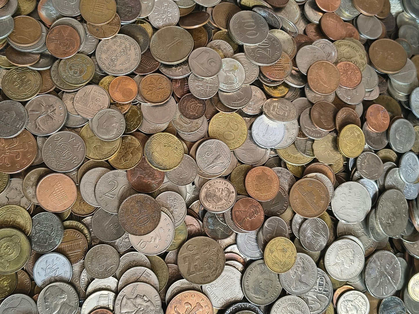 Rare unique Foreign mix lot 100 pc