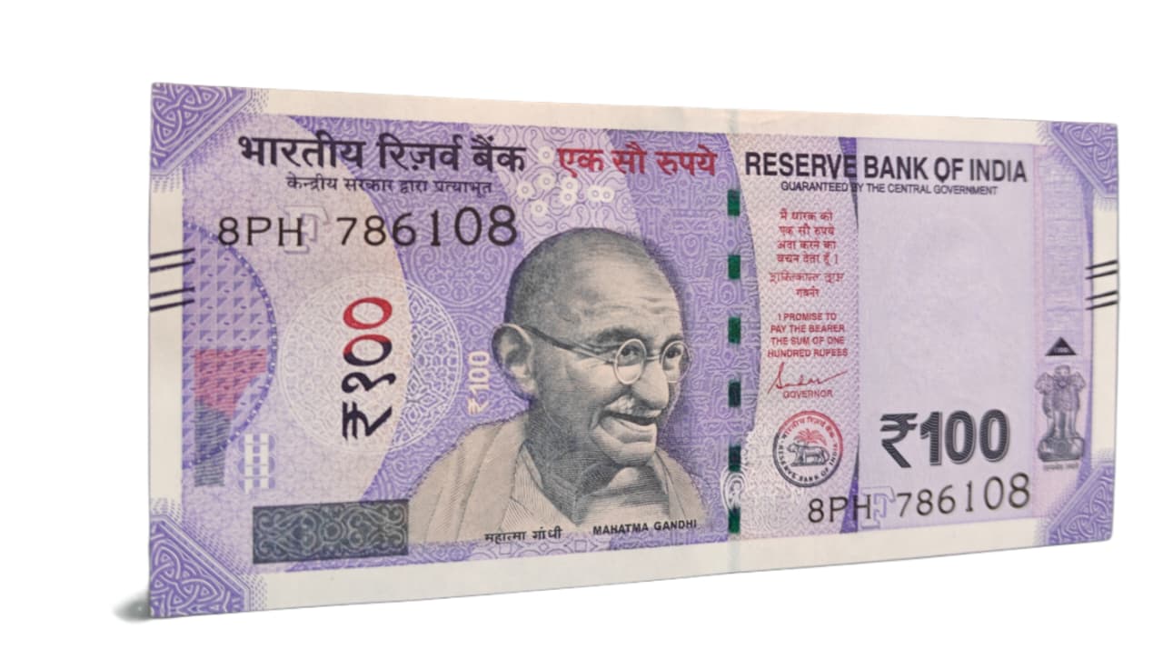 Rs 100 note holy number 786108  lucky note
