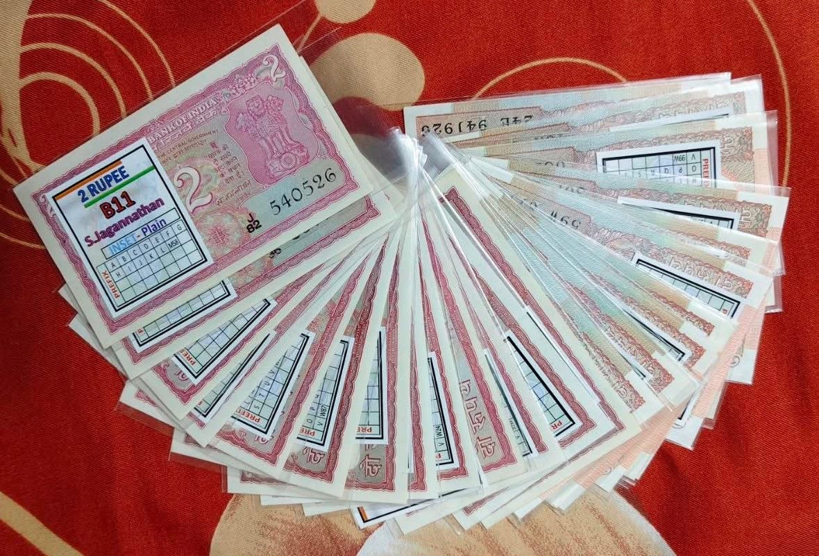 Rs 2 Notes B11 TO B36 Signature Set With Sleeves And Sticker
