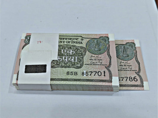 Rs 1 Note serial packet 857701 with ending 786 unc condition - Collection Bazzar