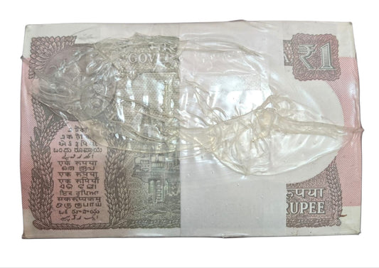 Rs 1 Rare Bundle – Serial Number 000001 | Rim 1000 Notes | Government of India Issue | Extremely Rare First Number Pack | UNC Original Condition | Collector’s Special Vintage Currency Bundle - Collection Bazzar
