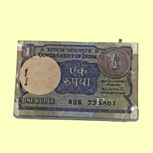 Rs 1 Note Packet Serial 773801 Serial number Shifted | Governor Montek Singh Ahluwalia Rare Collectible - Collection Bazzar