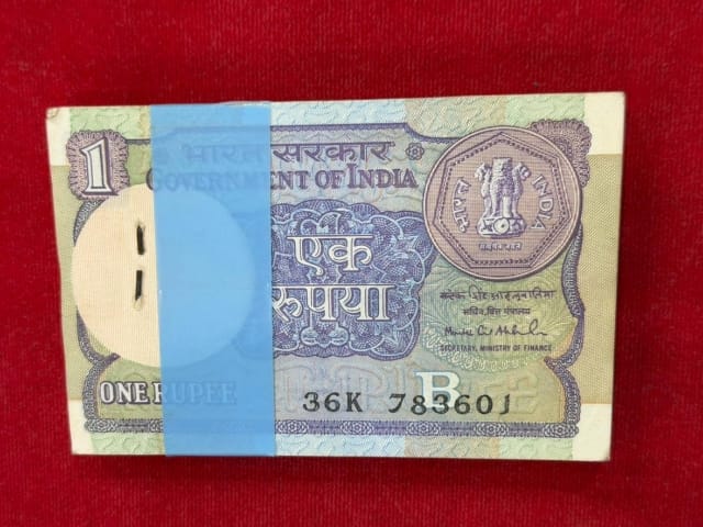 Rs 1 old serial packet 783601 with ending 687  number - Collection Bazzar
