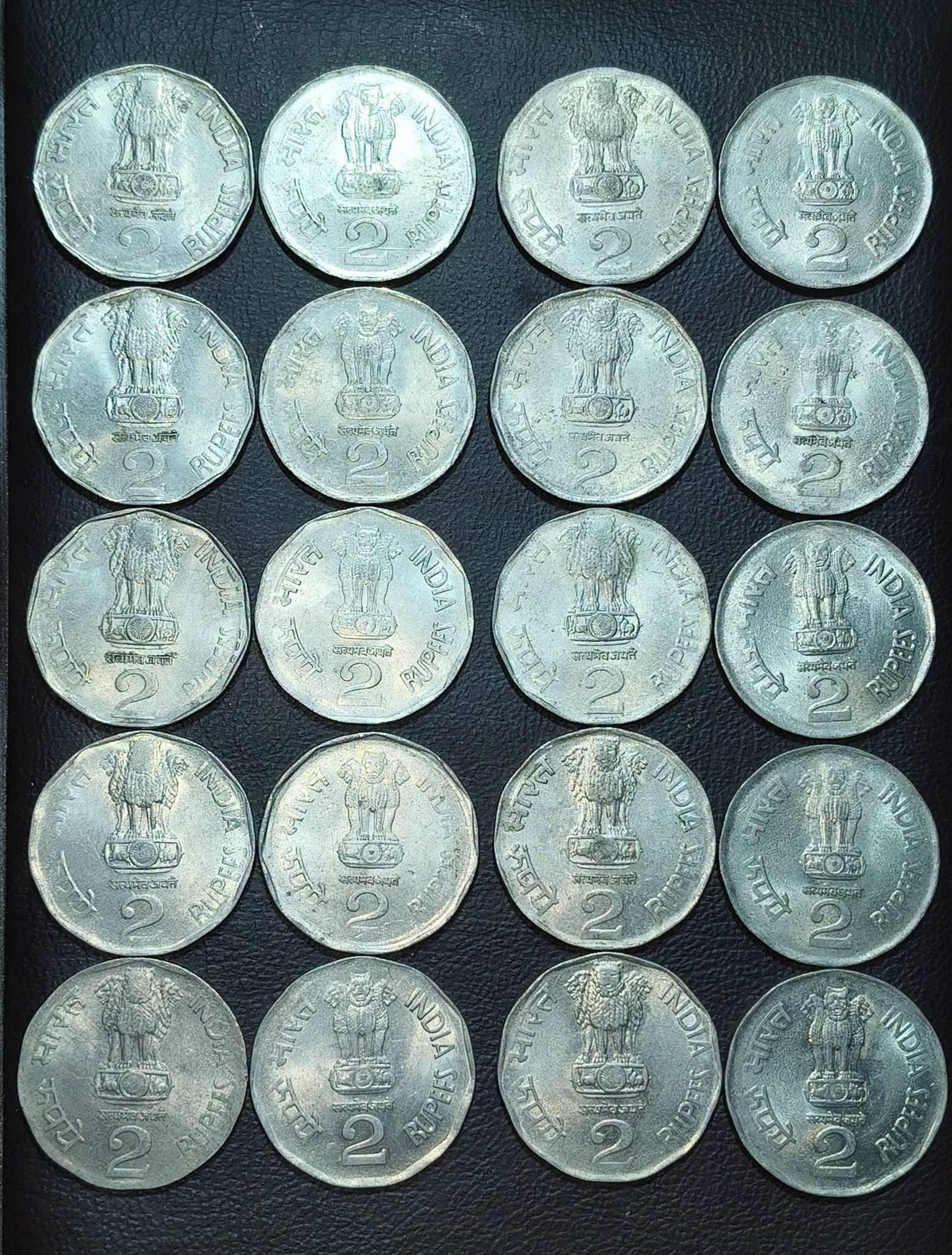 Rs 2 copper nickel set 2003 calcutta mint aunc 
15 coin 
combine 
2 Rs national integration rate - Collection Bazzar
