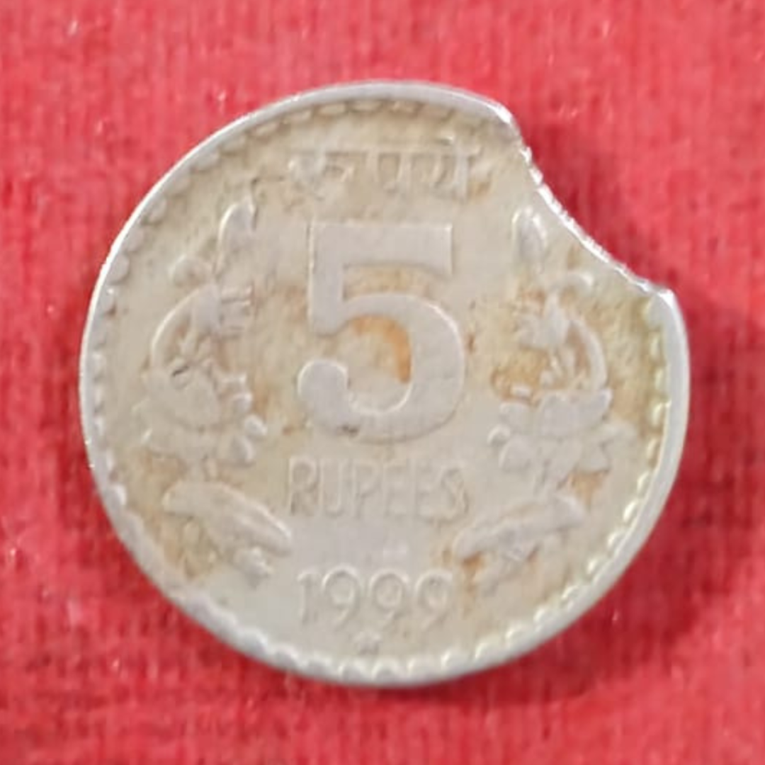 Rs 5 Error Coin Curve Cut 1999 Cu-Ni Coin Edge cut - Collection Bazzar