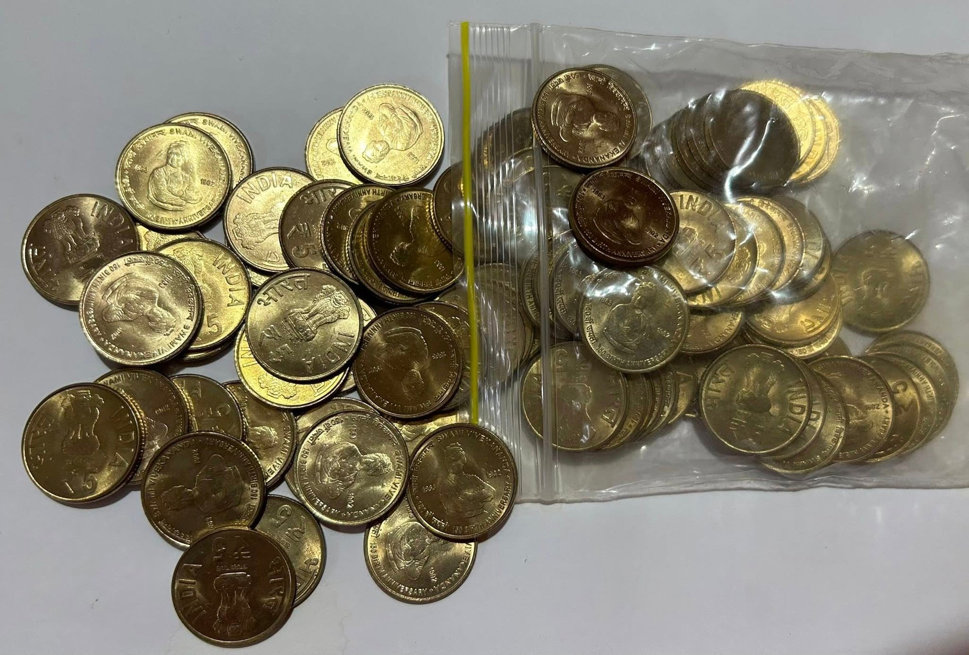 Rs 5 SWAMI VIVEKANANDA ( C ) MINT SCARCE  100PCS LOT ( GEM GRADE ) ISSUED - Collection Bazzar