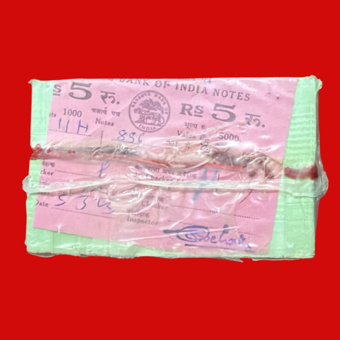 Rs 5 tractor gandhi serial RBI seal peck rim

bimal jalan governor extremely rare - Collection Bazzar