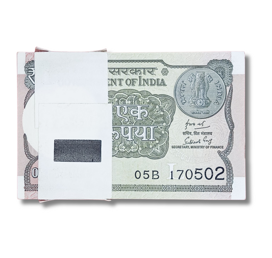 Rs 1 serial birthday packet 170502 one note miss finance secretary saktikant das excellent condition