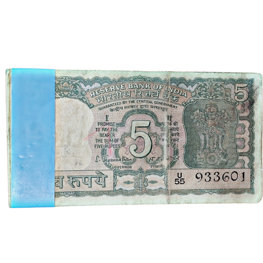 Rs 5 old patern  4 Dear  pkt governor s jagannath extremely rare full serial 933601, 933700 note