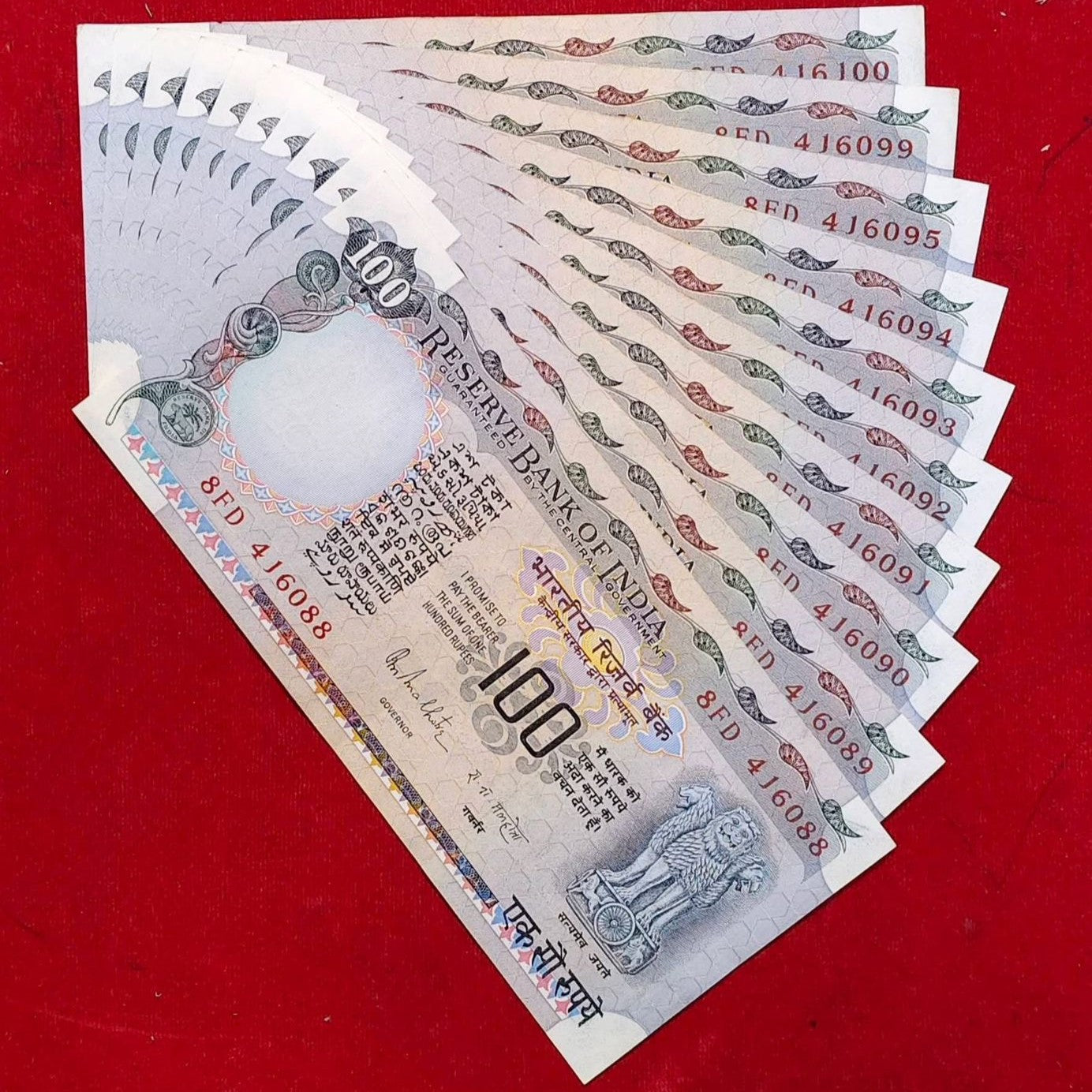 Rs 100 Old Grey Cobalt Set of 10 Notes Different Number UNC