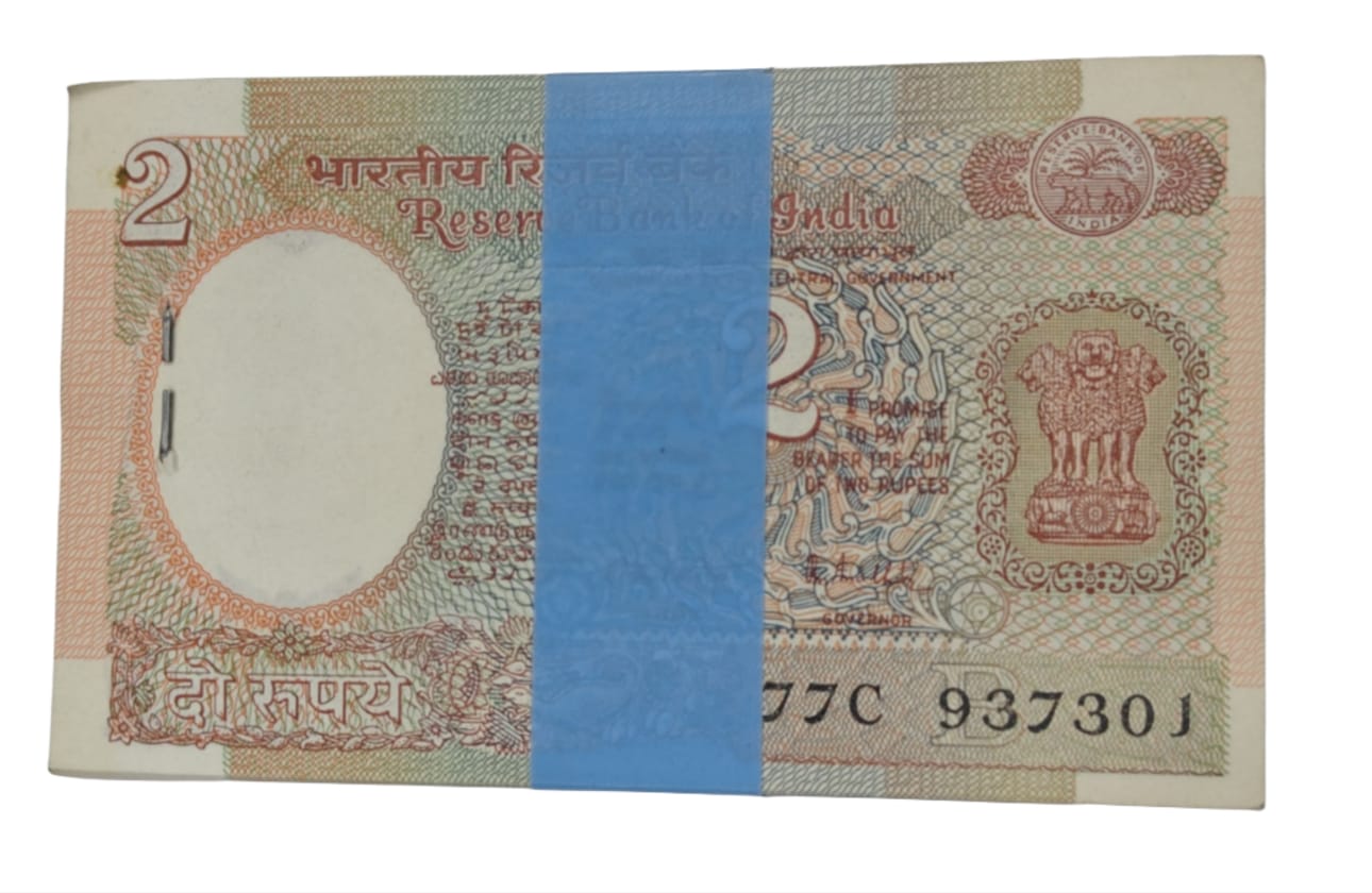 Rare ₹2 satellite note packet with serial number 937301, RBI old issue 100 UNC notes full bundle