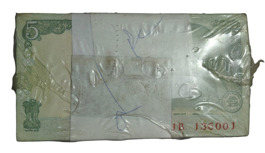 Rare ₹5 rim packet with serial number 136001, RBI old issue 1000 UNC notes full rim bundle