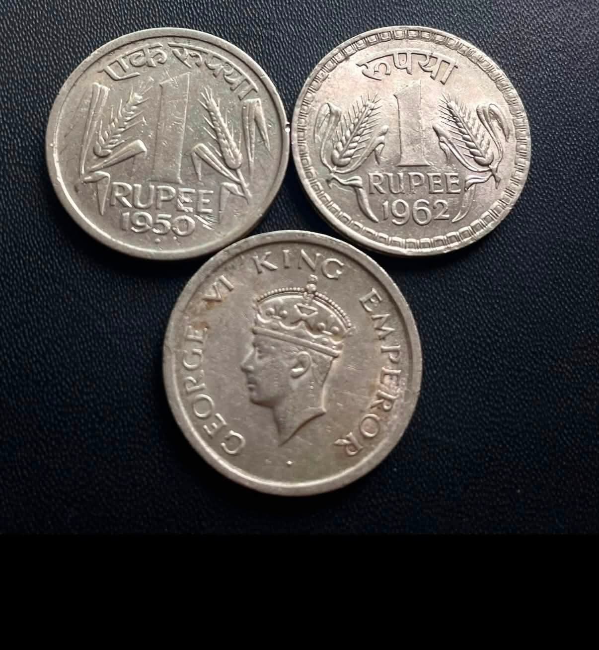 1 rupee lot
1950 Bombay mint

1962 Kolkata mint 

1947  

collectible condition

judge it by yourself