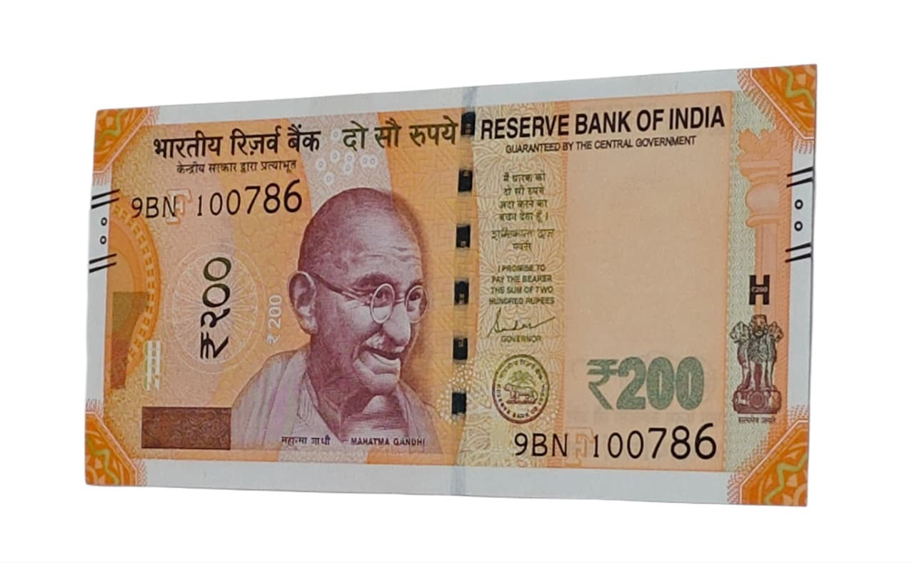 Rare Rs 200 note with birthday date 10.07.86 in UNC condition, issued under Shaktikanta Das, collectible fancy number currency note.
